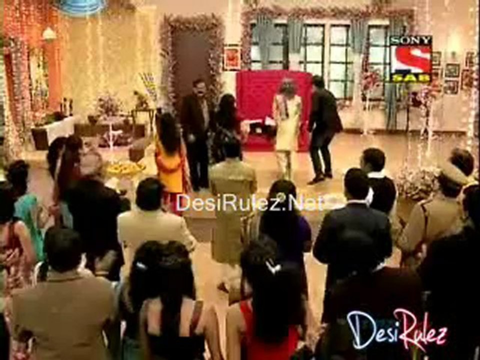 Golmaal Hai Bhai Sab Golmaal Hai 28th August 2012pt2