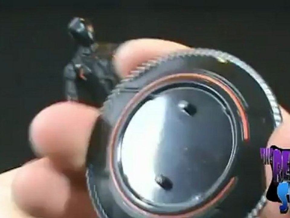 Toy Spot  - Tron Legacy Rinzler