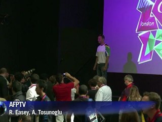 Paralympiques: un 'honneur' d'être porte-drapeau pour Pistorius