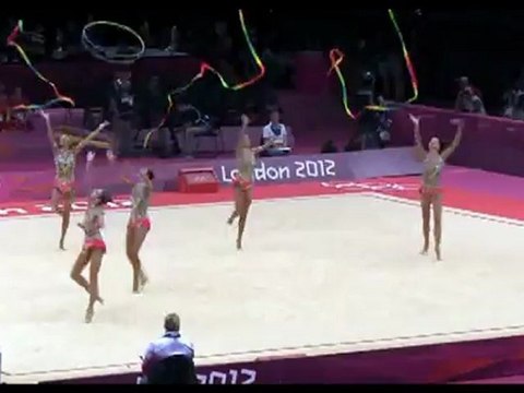 20120812-LONDRES-JO-GR-Ensemble-RUSSIE-Cerceaux-Rubans