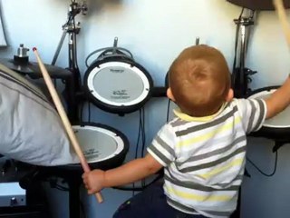 Lenny à la batterie