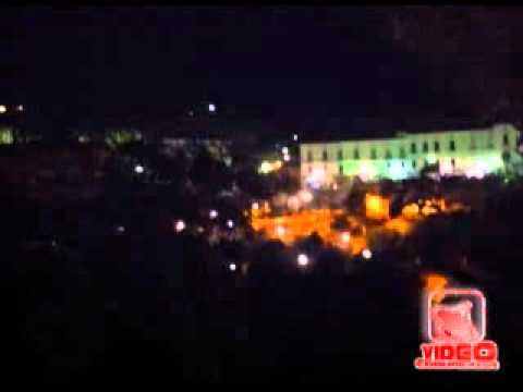 Vietri sul mare (SA) - Incendio sui binari stop a treni sulla Nocera- Salerno (live 27.08.12)