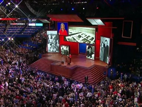 Etats-Unis: Ann Romney charme la convention républicaine