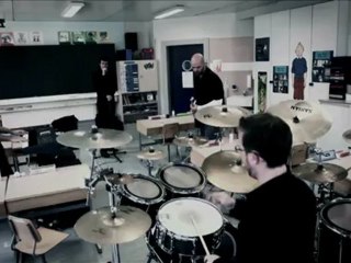 MALAVIDA - Peter Pan [CLIP OFFICIEL]