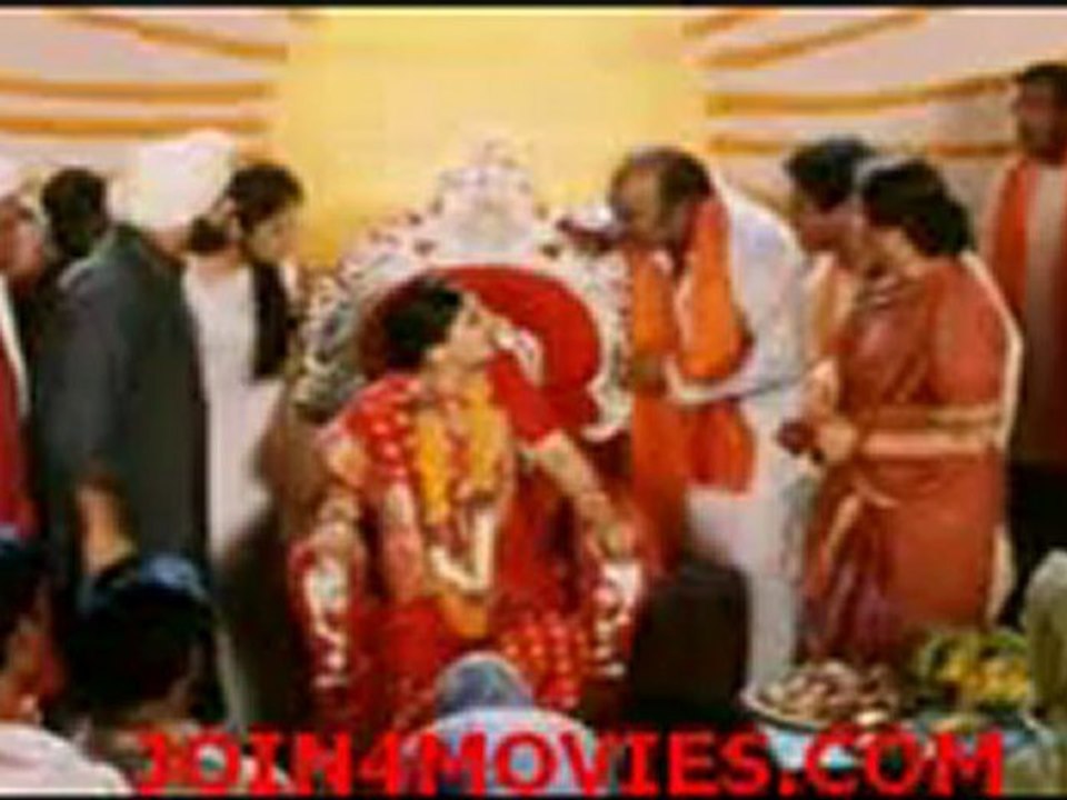 Pran Jaye Par Shaan Na Jaye (2003)_clip4