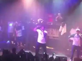 Busta Rhymes - Put Your Hands Where My Eyes Could See Live @ Irving Plaza N.Y