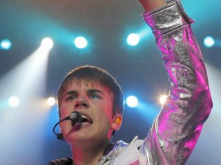 Justin Bieber Joins US X Factor As Guest Mentor - Hollywood Hot