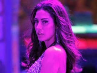 Is Shahid Kapoor Dating Mallika Haydon? - Bollywood Gossip