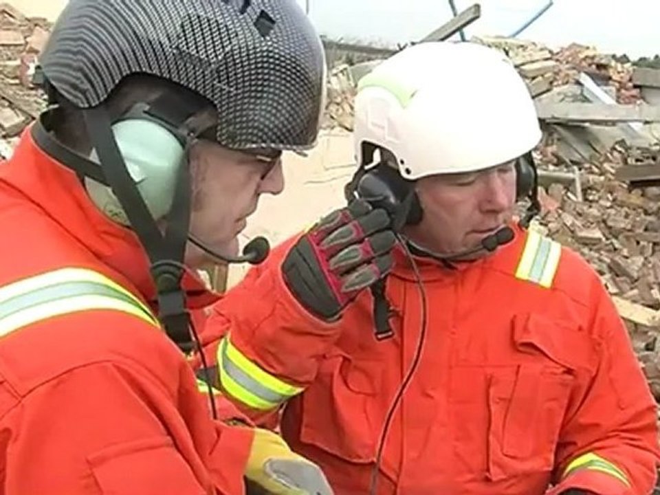 WIRELESS AUDIO RESQ - Detection and location of buried victims - Détecteur / localisateur de victimes ensevelies sans fil d'une portéer de 100m !