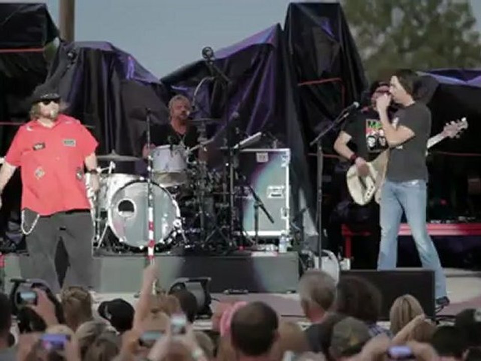 Jake Owen with Colt Ford At The Missouri State Fair