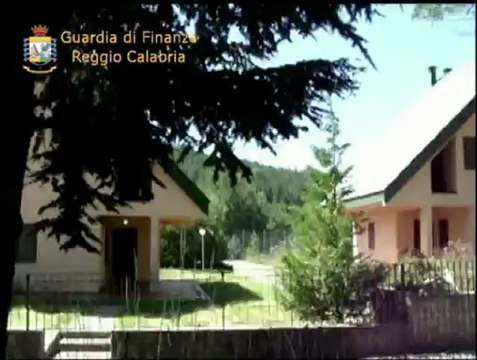 Reggio Calabria - Sequestrato complesso alberghiero con 220 fabbricati e 4 terreni (29.04.12)