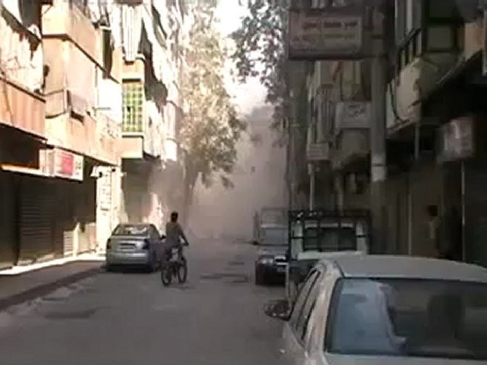 Syria فري برس  حلب القصف على حي بستان القصر 29-8-2012.3 ج2