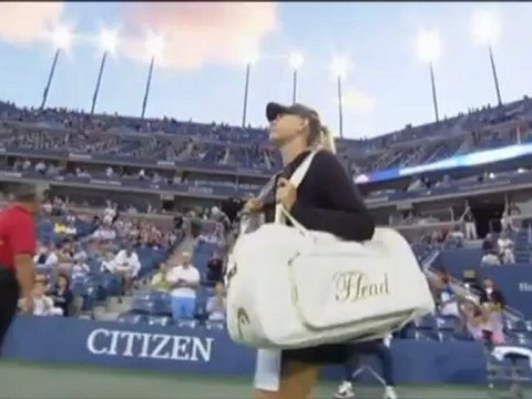 US Open: Scharapowa fegt Domingues Lino vom Platz