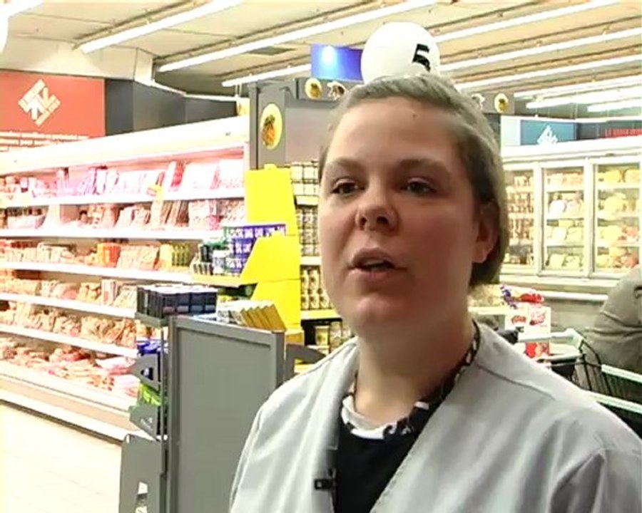 Je me forme - j'ai un métier : Eve Lepeix - Hôtesse de caisse