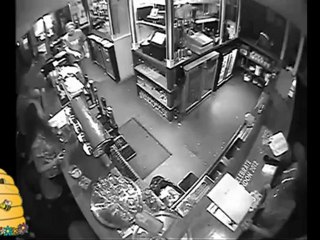 A да му помогнеше некој