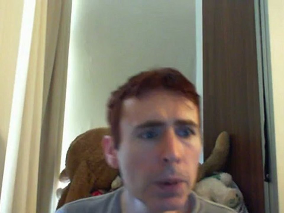 Wiwi égratigne "criticize" d'Alexander O'Neal