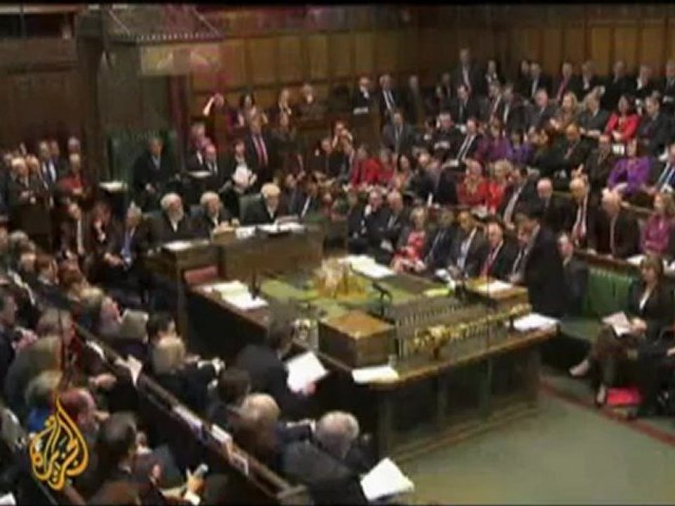 Murdoch denies using power to sway politics