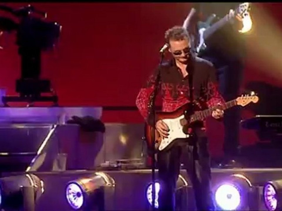 The Corrs  -  Irresistible    (live)