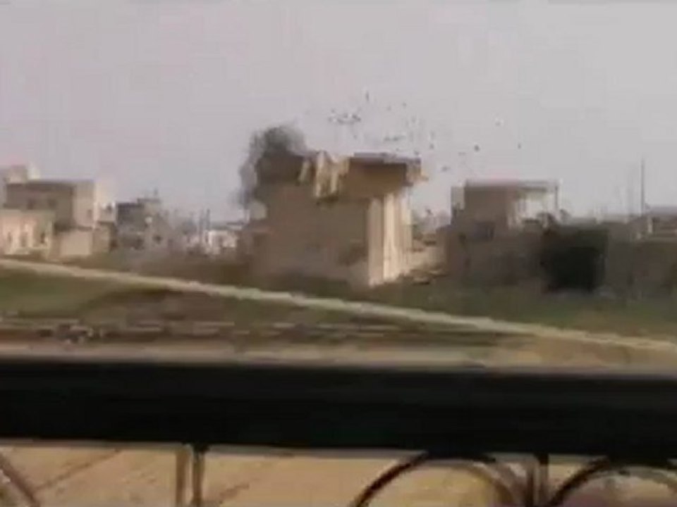Syria فري برس  ادلب -تفتناز - الطيران الحربي يقصف  تفتناز 30_8_2012