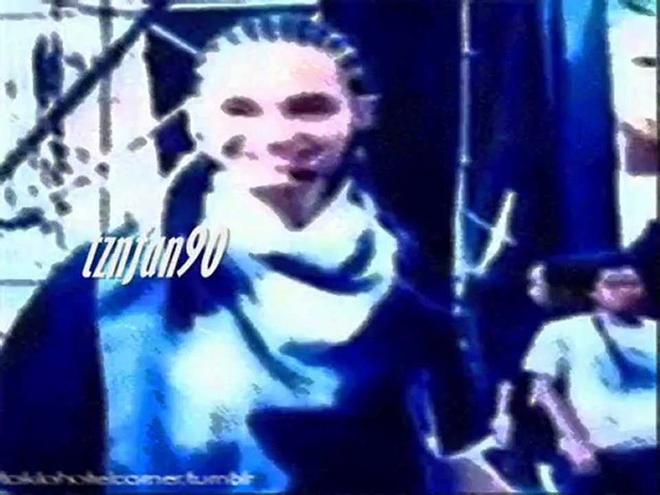 Tom Kaulitz - Hold it against me.