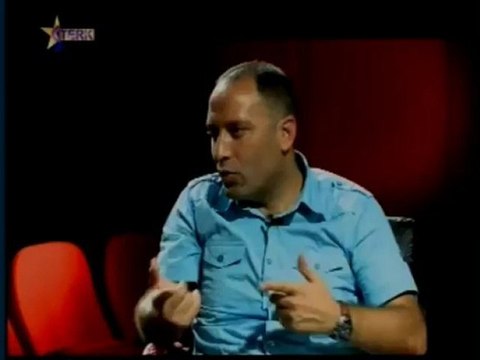 Bêndera Çandê~Li ser Şanoya kurd~î û Cîhanî, Ji Amedê çawa tê dîtin. 2012 08 29