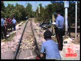 Somma Vesuviana (NA) - Treno travolge auto muore una donna, ferita la sorella (live 30.08.12)