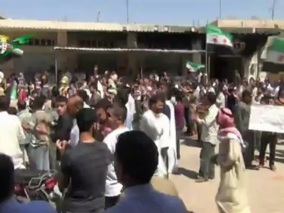 Syria فري برس  حماة  المحتلة كفرزيتا مظاهرة نصرةً لسهل الغاب وريف ادلب 30 8 2012