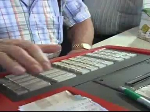 si finge finanziere denunciato