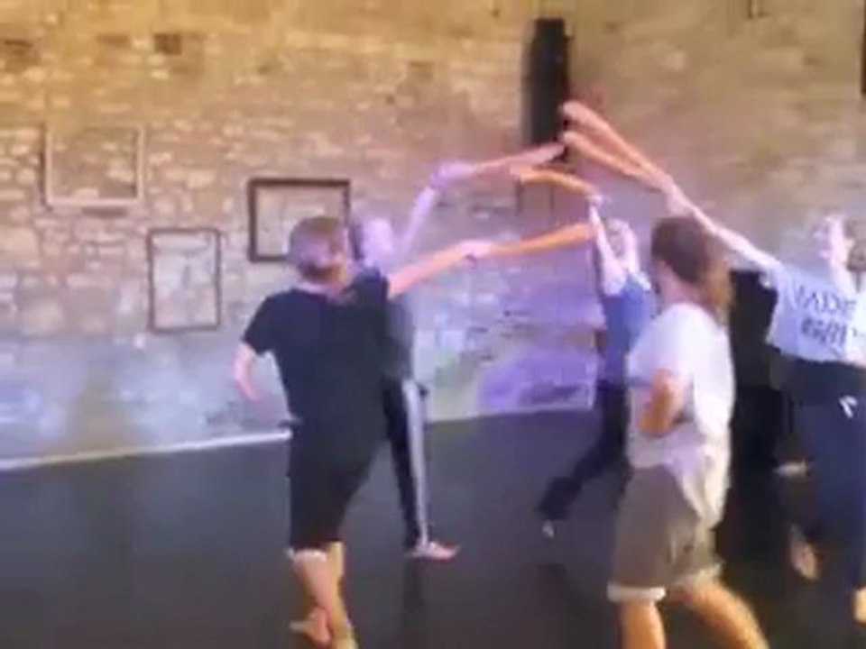 Une danse des petits pains à Aubenton