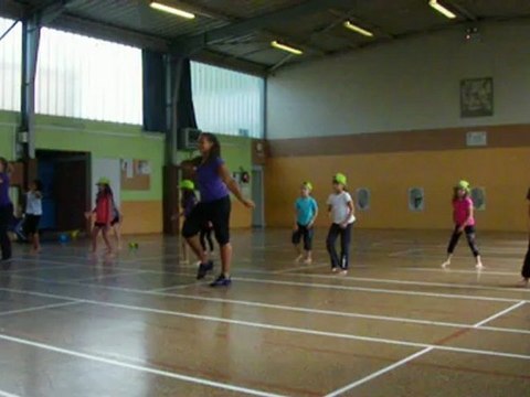 Entrée danses du monde SV 2012 Savigny 31082012