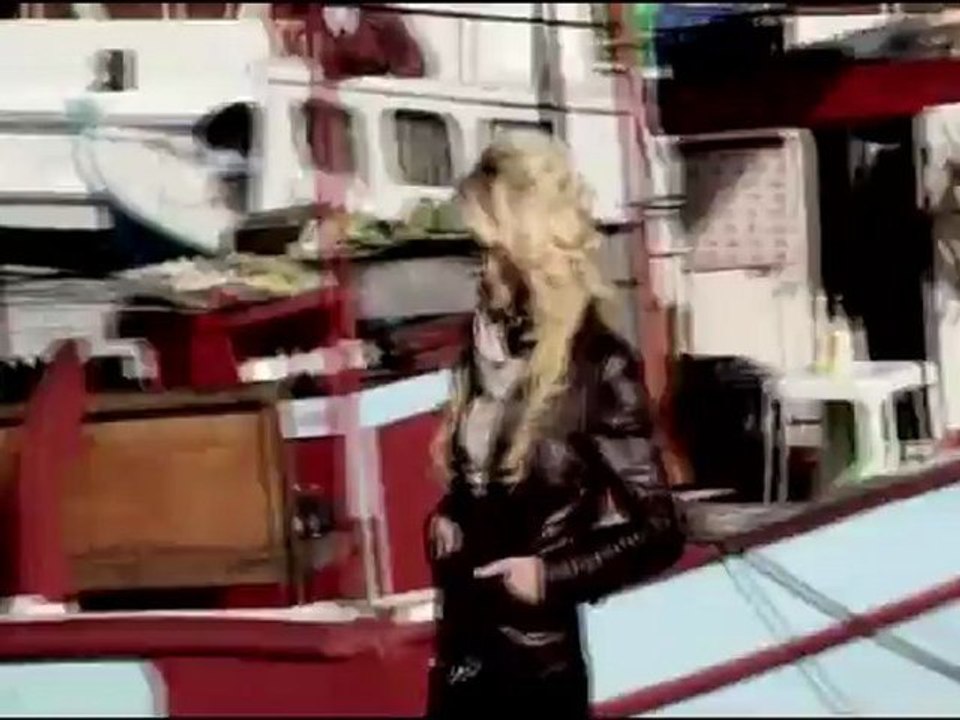 Gizem Kara - Hayatım Paramparça