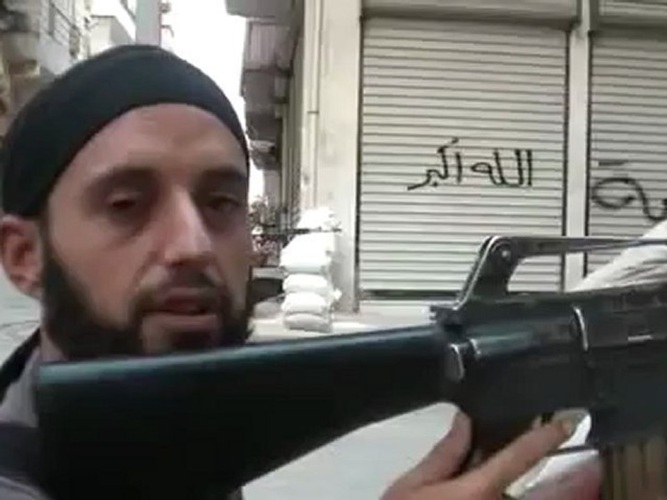Syria فري برس  حلب لواءالفتح_ للأخوةالمسيحين للتعاون مع الجيش الحر30_8-2012