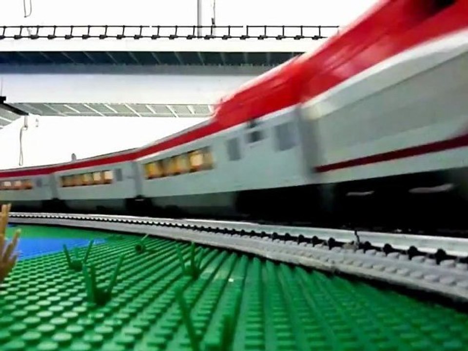 Lego Thalys on LGV - Fanabriques 2012