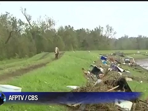 Isaac leaves trail of flooding, damage in Gulf Coast states