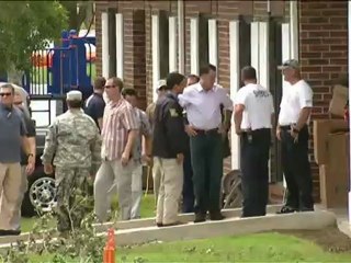 Romney visits storm-battered Louisiana