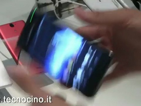 Sony Xperia V: video anteprima smartphone