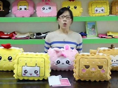 USB Cracker Heating Warmer Cushion by 广州亮节公司