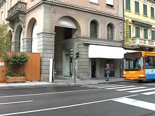 infiltrazioni dal tetto negozi allagati