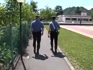 stupra la suocera giovane in manette