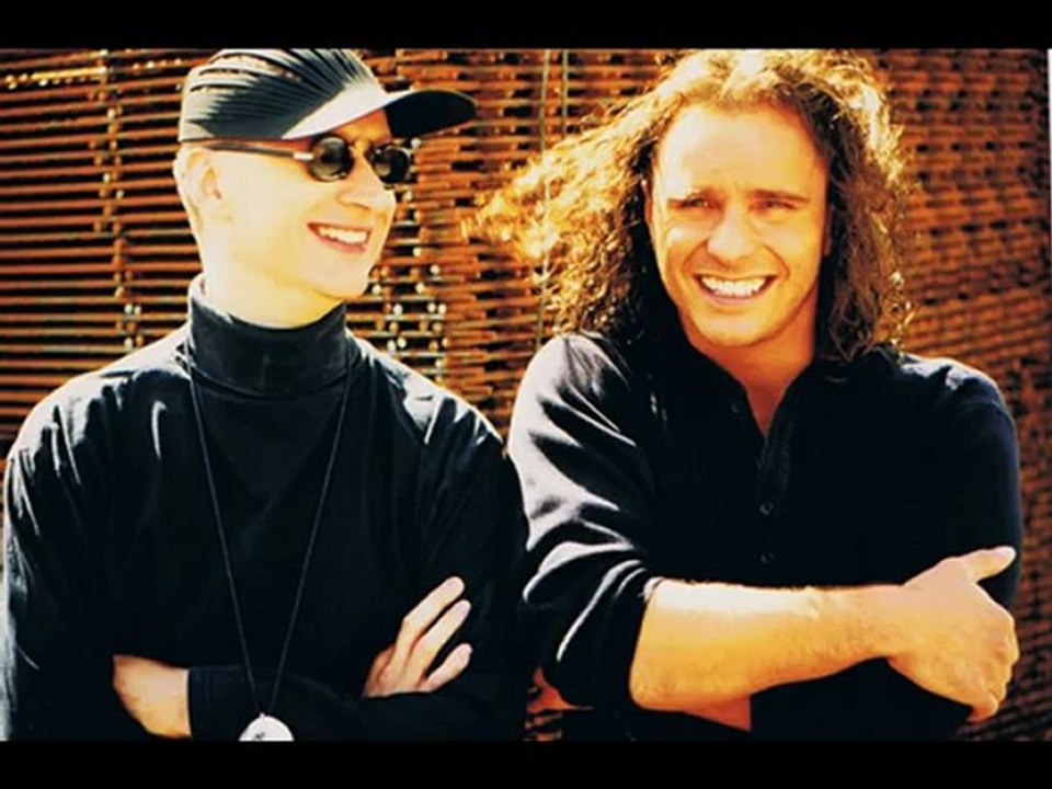 Mikerobenics-Julika (Comes too late mix)3