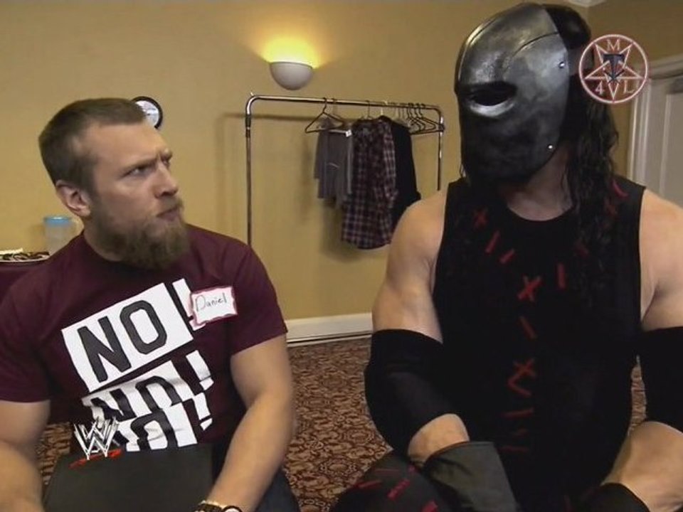 Kane & Daniel Bryan Attend Anger Management Class 8/27/12 [720p]