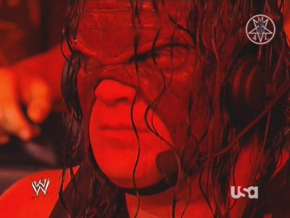 Kane Does Color Commentary & Chokeslams David Otunga 8/27/12 [720p]