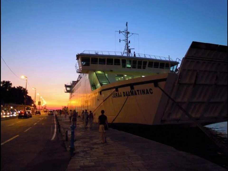 Privlaka 2012 HQ