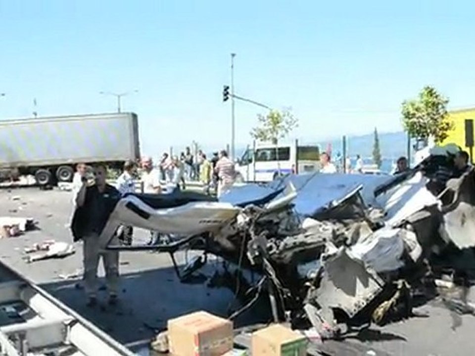 Gemlik te zincirleme kaza