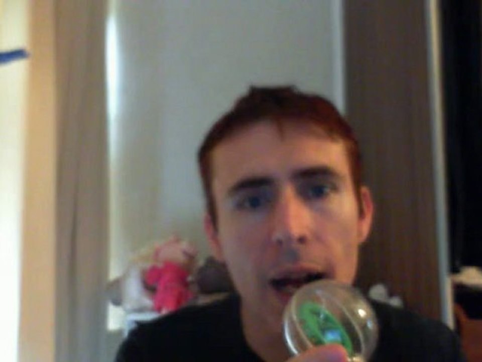 Wiwi égratigne "la vida loca" de Zekwe Ramos & Seth Gueko