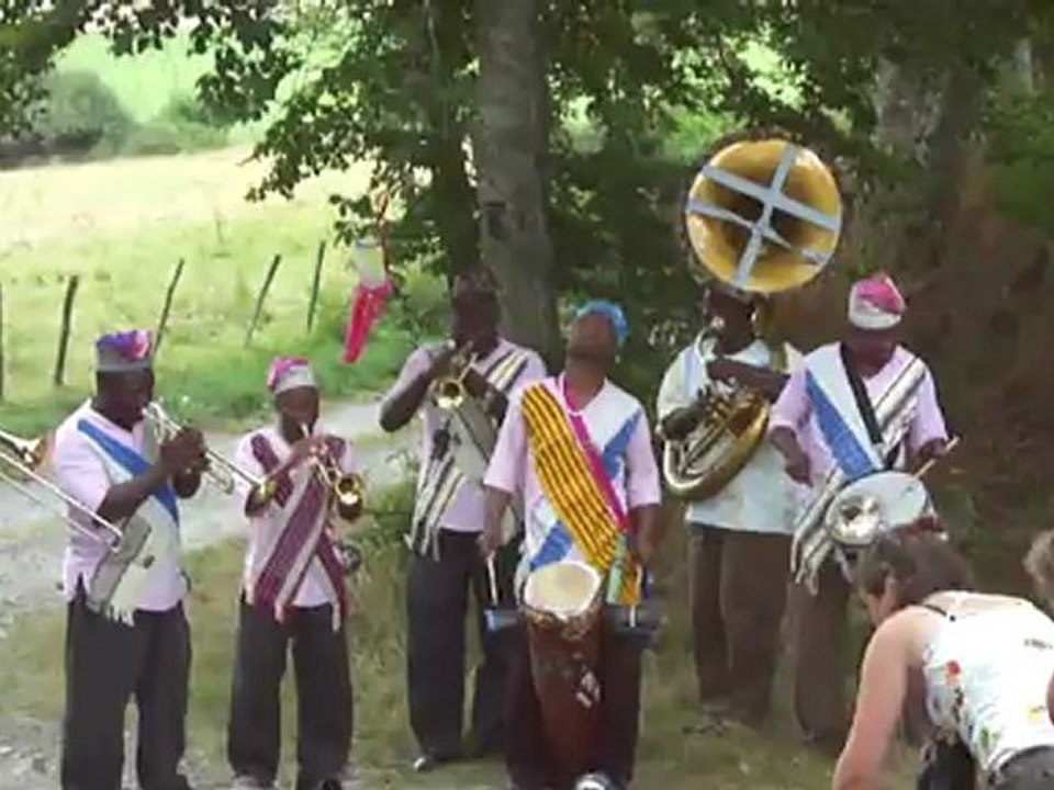 Chemins de Rencontres 2012 - La Fanfare Eyon'Lé
