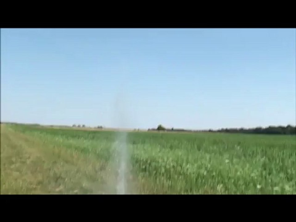 Rocket 4 nouveau record 1/2 (fusée à eau)