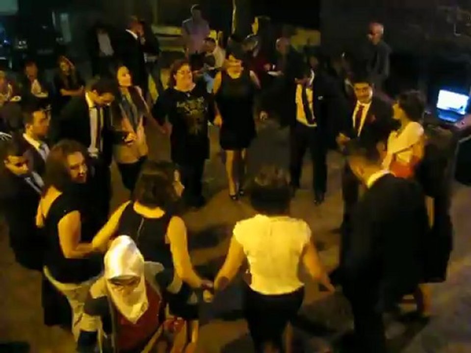 Emel & Kadir Nişan  Horon 1