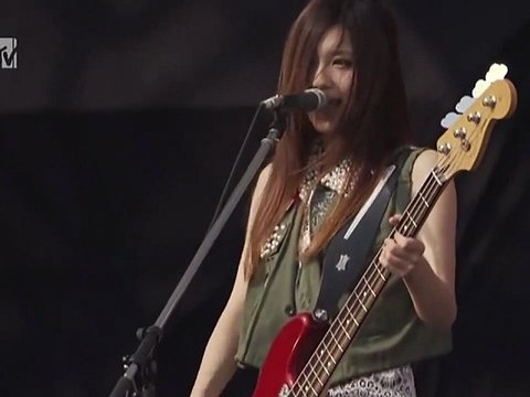 SCANDAL - Taiyou Scandalous ~ZUSHI.fes (10.August 2012)