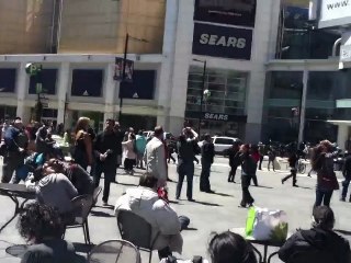 Slogan publicitaire en fumée dans le ciel